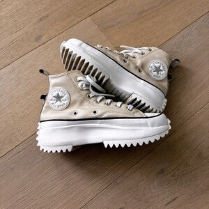 Converse Women's Run Star Hike Platform Chunky Sneakers